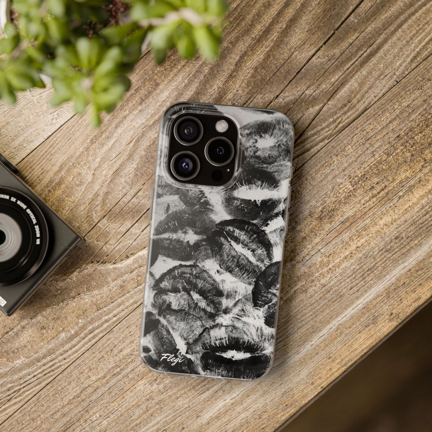 Flegi Cases, Stylish Kiss